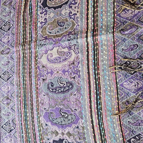 Scarf - Picture 3 of 5